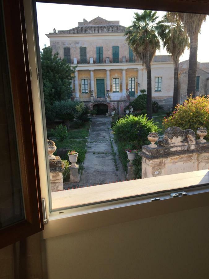 Nuovo Appartamento In Centro Pula Kültér fotó